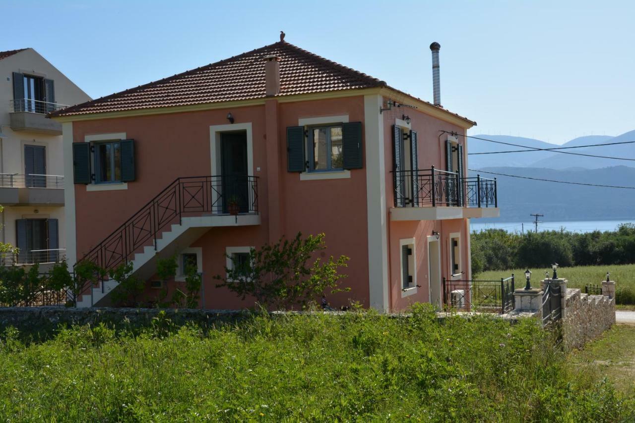 Lotus Sea View Apartments Lixouri Buitenkant foto